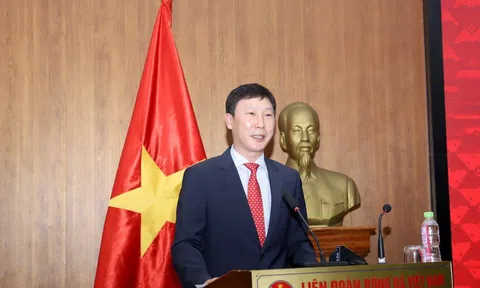 Trực tiếp: HLV Kim Sang Sik nói gì trước trận Việt Nam vs Philippines?