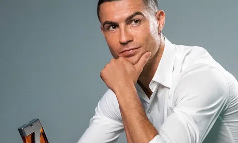 Ronaldo bị kiện vì ‘lùa gà’ tiền ảo, đòi bồi thường 1 tỷ USD