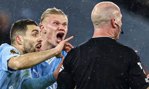 Ally McCoist: 'Man City xứng đáng bị trừ điểm'