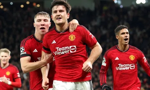 HLV Klopp ngỡ ngàng với điểm số của Man United