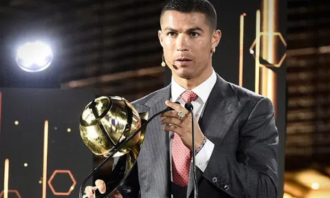 CHÍNH THỨC: Ronaldo có giải thưởng đầu tiên trong năm 2024