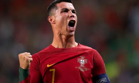 Ronaldo cách vị trí số một lịch sử đúng một pha kiến tạo