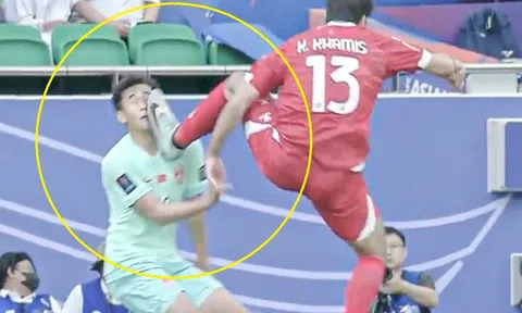 Hình ảnh gây phẫn nộ ở trận đấu của Trung Quốc tại Asian Cup