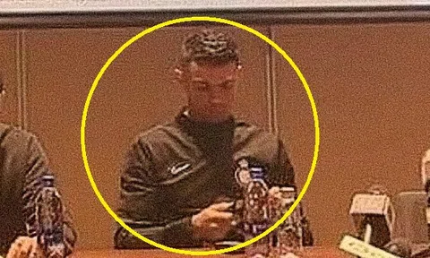 Hành động gây phẫn nộ của Ronaldo