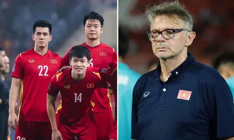 ĐT Việt Nam gặp 'vận đen' trước VCK Asian Cup, lộ diện ngôi sao đầu tiên bị HLV Troussier gạch tên