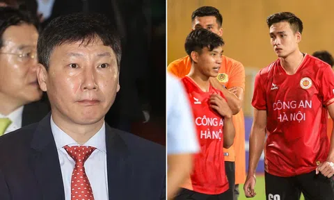 Trụ cột CLB CAHN nhận án phạt từ FIFA, ĐT Việt Nam gặp khó ở trận ra mắt HLV Kim Sang Sik