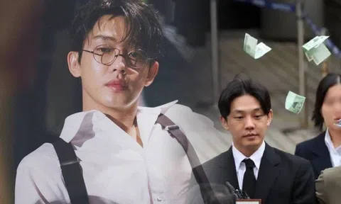 Yoo Ah In tủi hổ khi bị ném tiền vào mặt
