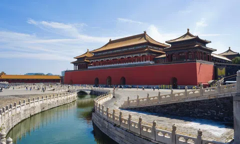 Tử Cấm thành có hơn 70 cái giếng, sao không ai dám uống nước bên trong?