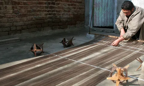 Loại vải quý hiếm nhất thế giới, ai dám buôn bán, sở hữu sẽ phải 'ngồi nhà đá'