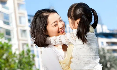 Phụ nữ có 3 điểm này sẽ nuôi dạy ra những đứa trẻ 'vô tích sự'