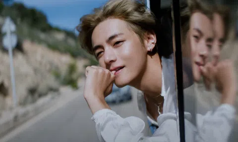 V (BTS) lập loạt kỷ lục với album mới, soán ngôi thành viên cùng nhóm Suga trên BXH