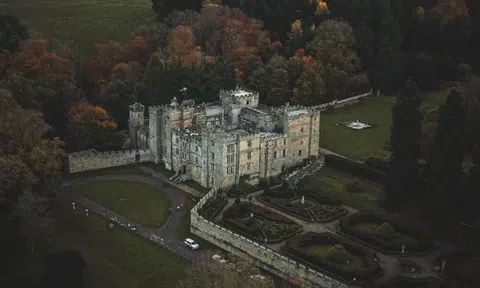 Những lâu đài ma ám ở Anh khi nhắc đến ai cũng rùng mình