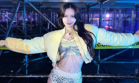 Lisa (BLACKPINK) chịu hậu quả nặng nề sau show thoát y: Bị phong sát tại Trung Quốc, CEO thương hiệu né gấp?