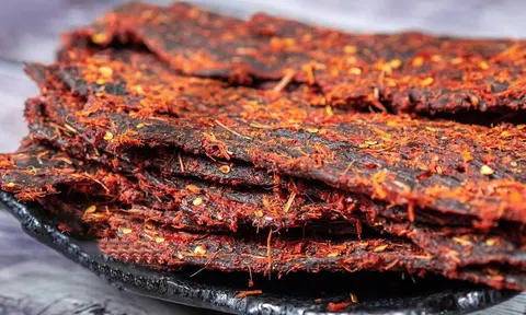 Thịt bò khô có tốt không? Lợi ích và tác hại khi ăn thịt bò khô