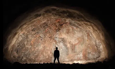 Điều gì sẽ xảy ra nếu con người khoan xuyên qua Trái đất?