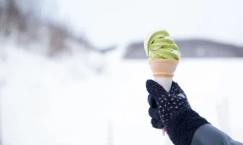 5 lý do khiến bạn nên ăn kem vào mùa đông