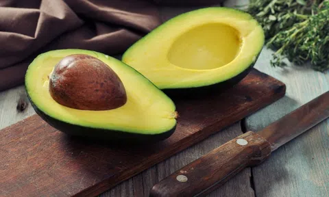 Điều gì xảy ra với cơ thể khi bạn ăn quả bơ mỗi ngày?