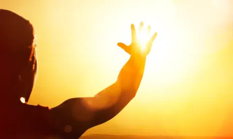 Những điều cần biết về bệnh dị ứng với ánh nắng mặt trời