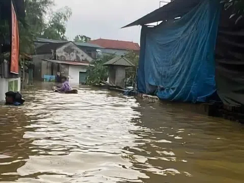 Vĩnh Phúc: Lật thuyền khiến 1 người tử vong và 1 người mất tích