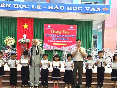 Bình Thuận: Trao yêu thương cho trẻ em nghèo nhân ngày  Đại đoàn kết toàn dân tộc