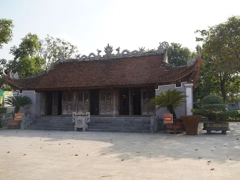 Về Lăng Sương nghe kể chuyện thủa hồng hoang