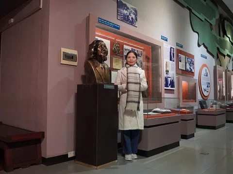 Bài thơ “Trôi” và sự triết lý, cảnh tỉnh của Văn Cao