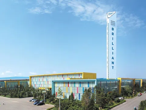 Thang máy Huy Hoàng mở rộng đầu tư sản xuất thang máy tại nước ngoài, ứng dụng AI & robot nâng tầm công nghệ