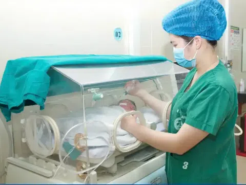 Phú Thọ: Bệnh viện Sản Nhi Vĩnh Phúc cấp cứu thành công trẻ 1 tháng tuổi suy hô hấp, nhiễm khuẩn nặng