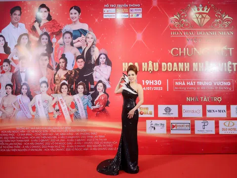 NTK Thân Hoàng Bích Thủy tài trợ trang phục công sở cho cuộc thi Hoa hậu Doanh nhân Việt Nam 2022