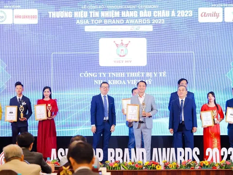 NHA KHOA VIỆT MỸ VINH DỰ NHẬN GIẢI THƯỞNG “TOP 10 THƯƠNG HIỆU TÍN NHIỆM HÀNG ĐẦU CHÂU Á 2023”