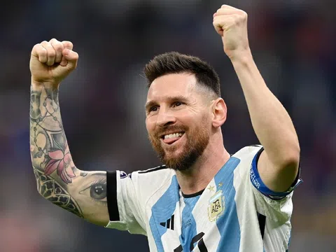 'Gã khổng lồ' chốt hạ, Messi tiếp tục phá đảo xứ sở cờ hoa