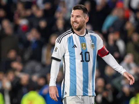 Gã khổng lồ 'gài gắm' chi tiết Lionel Messi, gợi ý luôn danh hiệu quả bóng vàng?