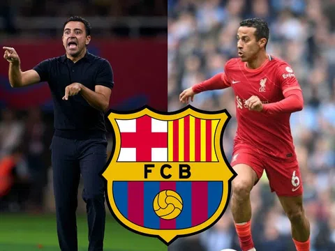 Thất sủng tại Liverpool, tiền vệ 'nhảy múa với trái bóng' sẽ tái ngộ với Xavi?