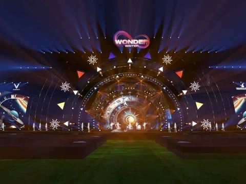 Siêu nhạc hội 8Wonder Winter Festival công bố 11 bản hit và dàn sao Việt biểu diễn cùng Maroon 5