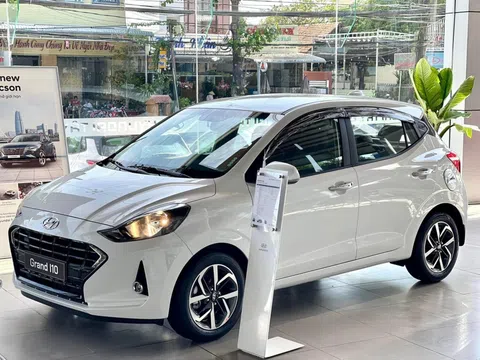 Hyundai Grand i10 giảm giá cực sốc tới hơn 54 triệu đồng, quyết tâm khiến Kia Morning ‘ra rìa’