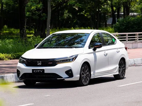 Honda City giảm giá kỷ lục gần 90 triệu đồng, ‘chơi tất tay’ với Hyundai Accent và Toyota Vios