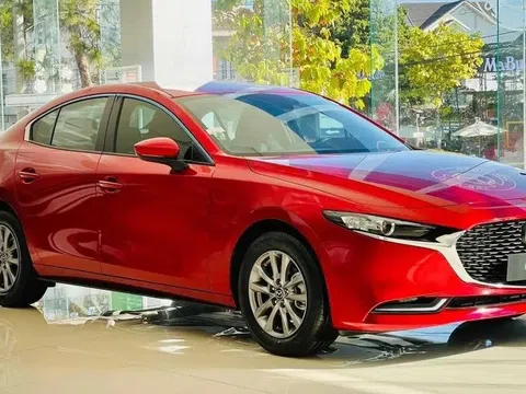 Mazda3 bất ngờ thêm phiên bản mới tại Việt Nam: Giá bán cực hấp dẫn, trang bị xịn bậc nhất phân khúc