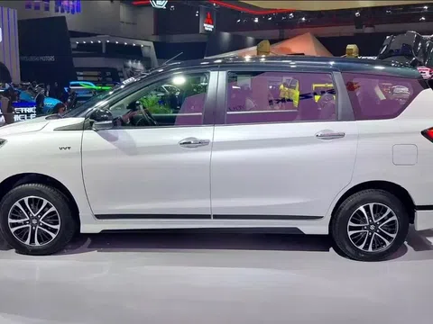 Suzuki ra mắt ‘ông hoàng MPV’ mới giá 455 triệu đồng, có động cơ hybrid hạ gục Mitsubishi Xpander