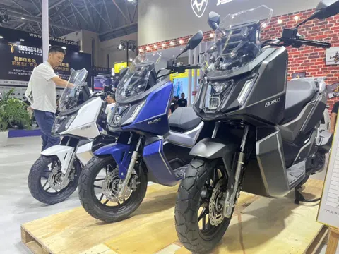 ‘Thần thú’ xe ga 150cc thiết kế ăn đứt Honda SH, giá rẻ hơn Vision, có ABS 2 kênh và màn hình TFT