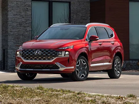 Bảng giá xe Hyundai Santa Fe lăn bánh tháng 3/2024 cực mềm, làm khó Ford Everest và Toyota Fortuner