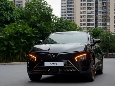 VinFast VF 7 đang bỏ xa nhóm SUV hạng C chạy xăng như thế nào?