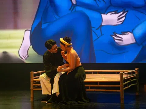 Vở vũ kịch “Duyên Phận” thu hút đông đảo khán giả trẻ trong buổi công diễn tại TP.HCM