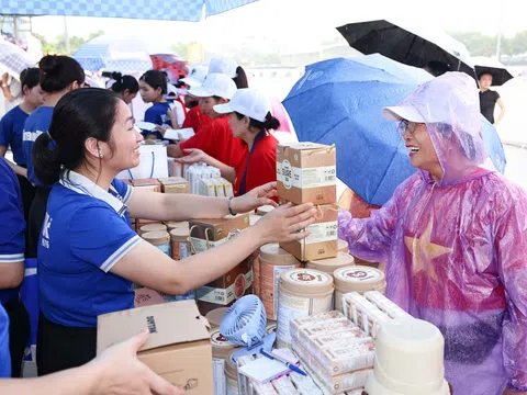 Vinamilk đồng hành cùng hơn 2.000 người cao tuổi chủ động sống khỏe