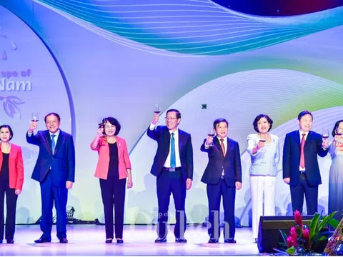 Ấn tượng "Đêm Việt Nam" mở màn Hội chợ Du lịch Quốc tế TP.HCM 2023
