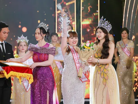 Doanh nhân Trần Thị Lan Anh giành giải Người đẹp có làn da đẹp Hoa hậu Doanh nhân Việt Nam 2024