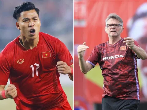 Tin bóng đá trong nước 15/11: HLV Troussier giấu 'bài tủ'; ĐT Việt Nam bỏ xa Thái Lan trên BXH FIFA