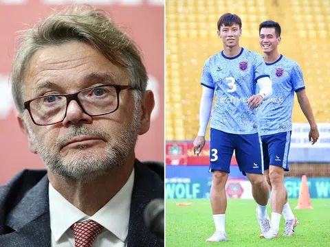 2 ngôi sao của ĐT Việt Nam không đạt yêu cầu, HLV Philippe Troussier nhận lời cảnh báo?