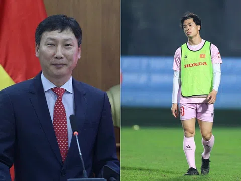 Tin bóng đá trong nước 7/5: ĐT Việt Nam bị FIFA 'xát muối'; HLV Kim Sang-sik cảnh báo Công Phượng