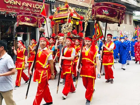 Lễ hội truyền thống làng cổ Bát Tràng: Hành trình khám phá miền di sản và nghệ thuật gốm độc đáo