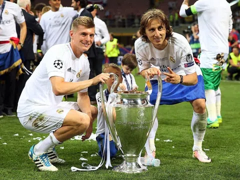 Đếm ngày chia tay, Real Madrid chốt luôn ngôi sao thay thế Modric và Kroos